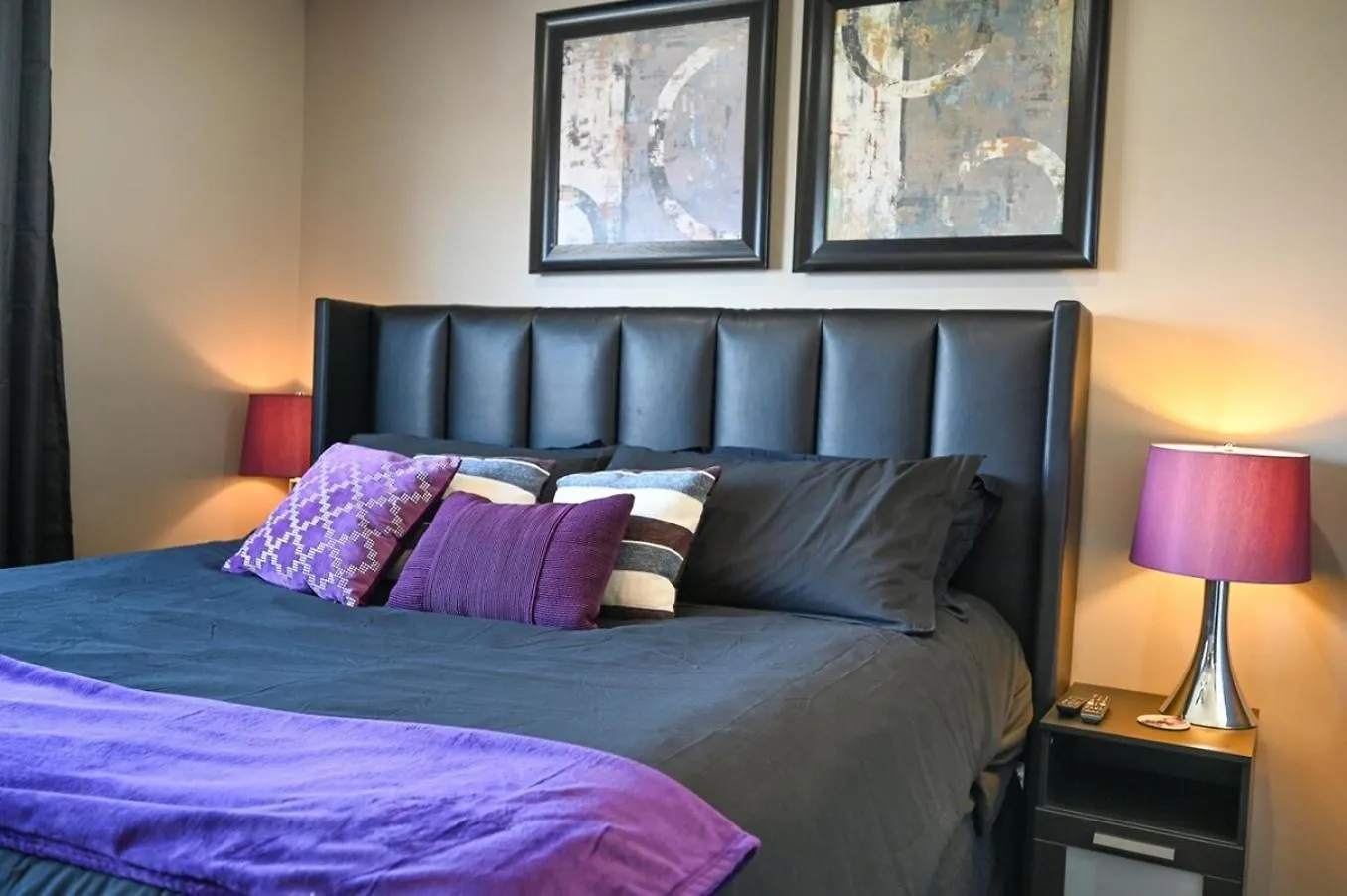 12 Spacious Home W Ac, Crib, Garage, By Airport Calgary 0*,